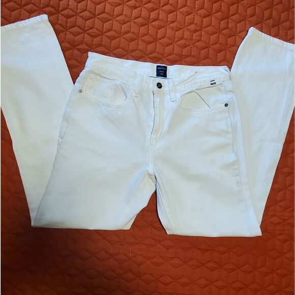 Nautica Straight Fit Jeans - Size 30 x 32 - Picture 3 of 8